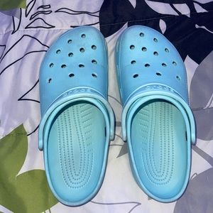 Crocs. Color: Teal. Size: 9M, 11W
